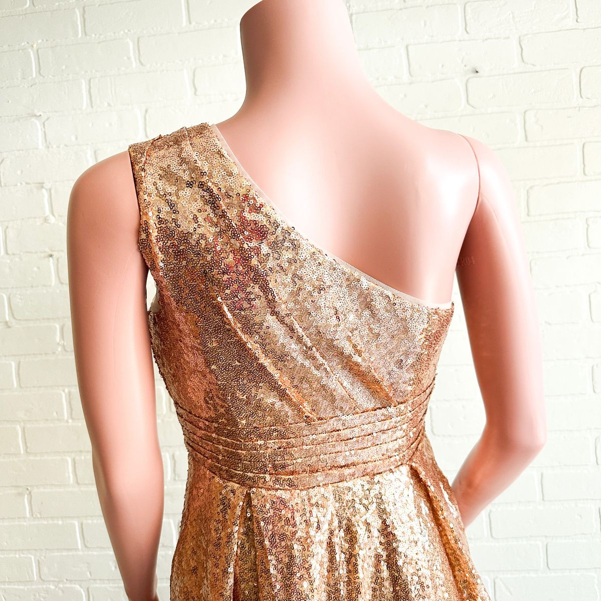ClothFun Size 2 Prom One Shoulder Gold A-line Dress on Queenly