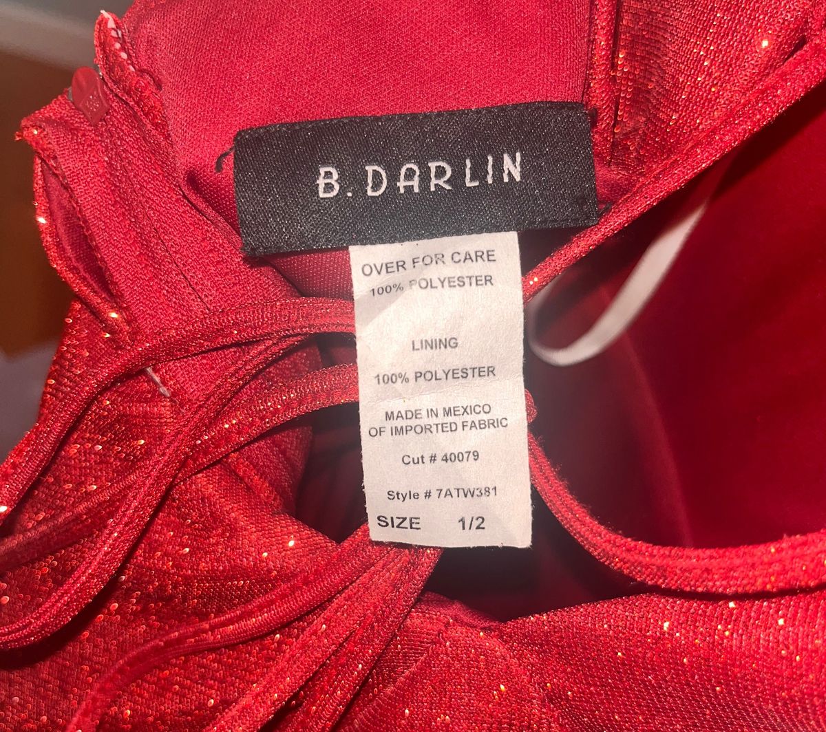 B. Darlin Size 2 Prom Plunge Red Cocktail Dress on Queenly