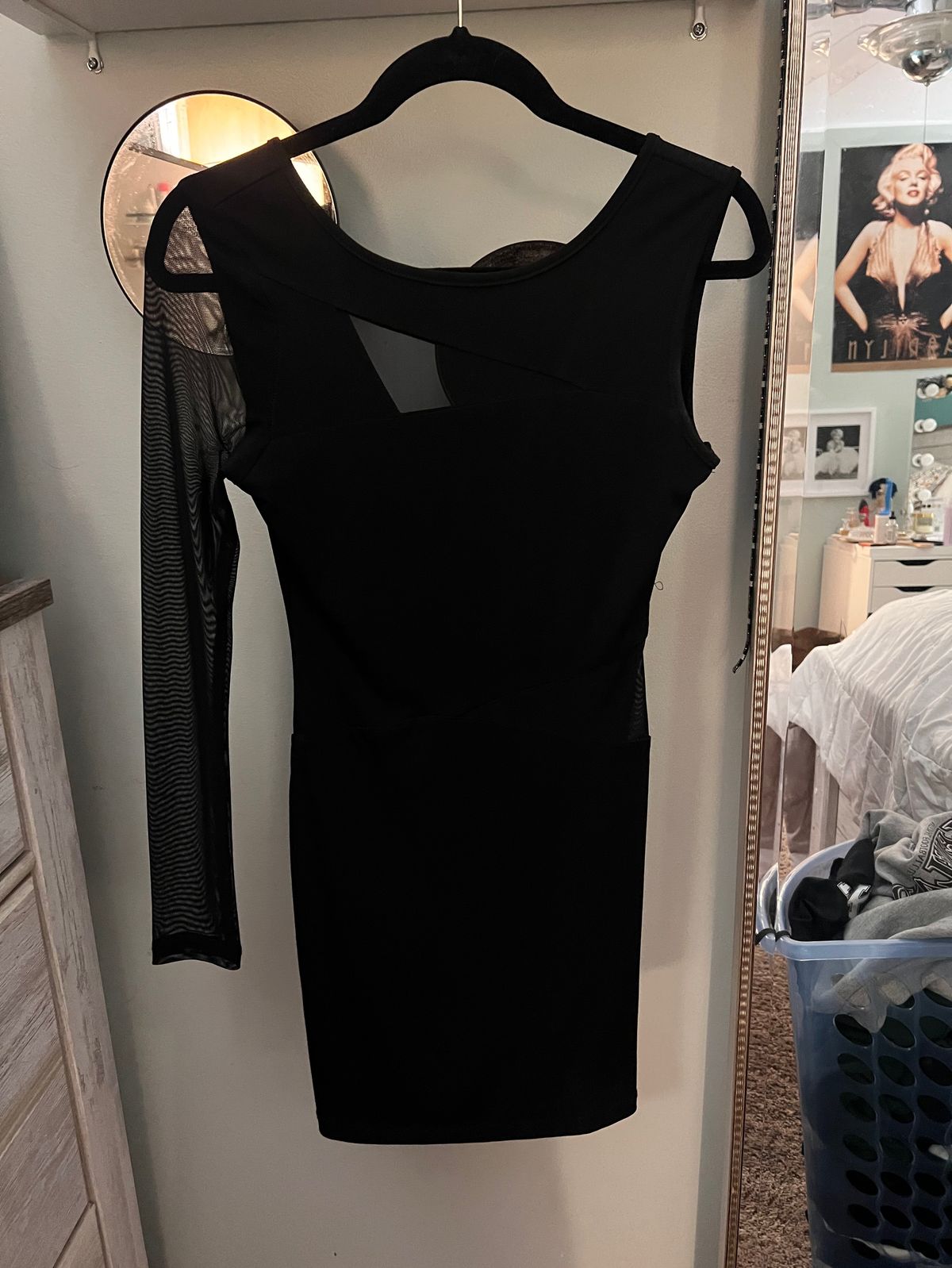 Honey and rosie Size M Homecoming One Shoulder Black Cocktail Dress on Queenly
