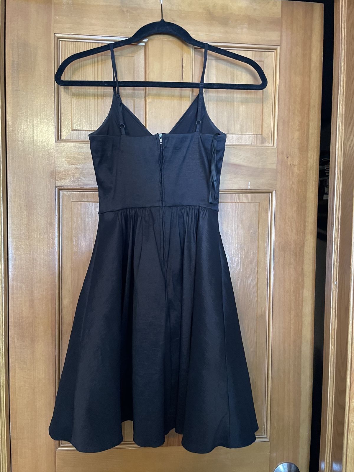B. Darlin Size 0 Prom Black Cocktail Dress on Queenly