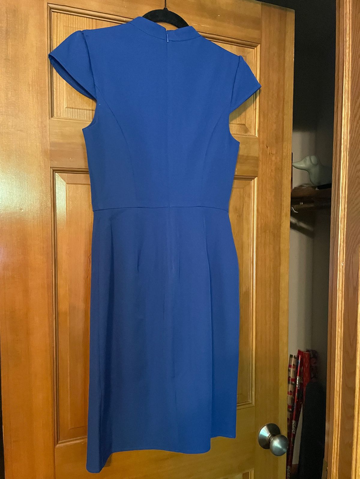 Lark & Ro Size 2 Wedding Guest High Neck Blue Cocktail Dress on Queenly