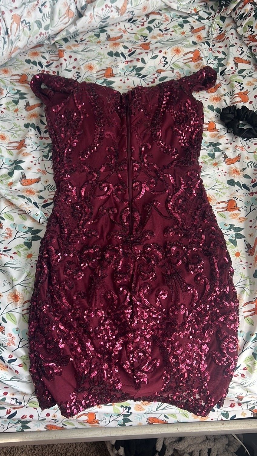Size S Homecoming Off The Shoulder Burgundy Red Cocktail Dress on Queenly