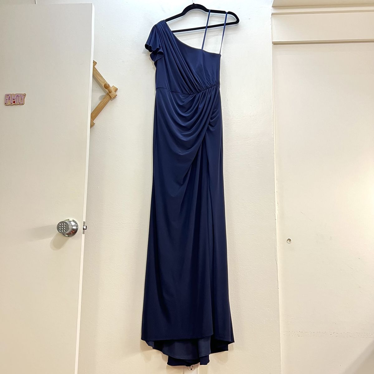 Mac Duggal Size 12 Prom Cap Sleeve Navy Blue Side Slit Dress on Queenly