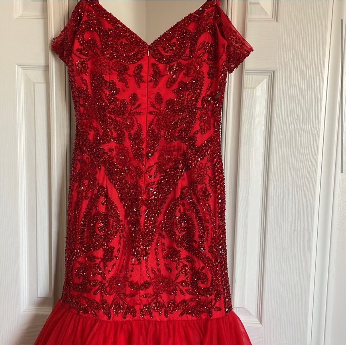 Sherri Hill Size 6 Prom Off The Shoulder Red Mermaid Dress on Queenly