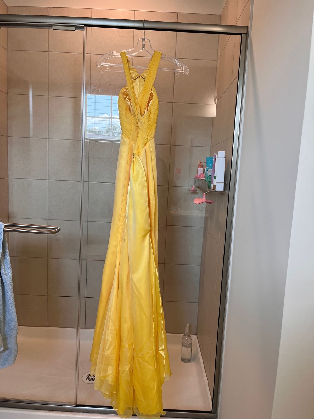 Size 0 Prom High Neck Yellow Ball Gown on Queenly