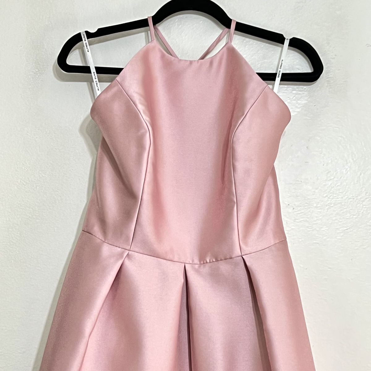 Alfred Sung Size 14 Prom Halter Pink A-line Dress on Queenly