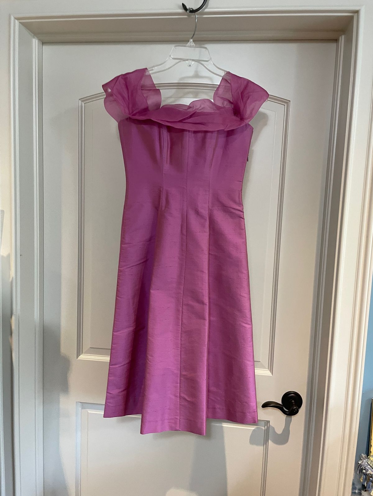 Tara Jarmon Size 4 Off The Shoulder Satin Pink A-line Dress on Queenly