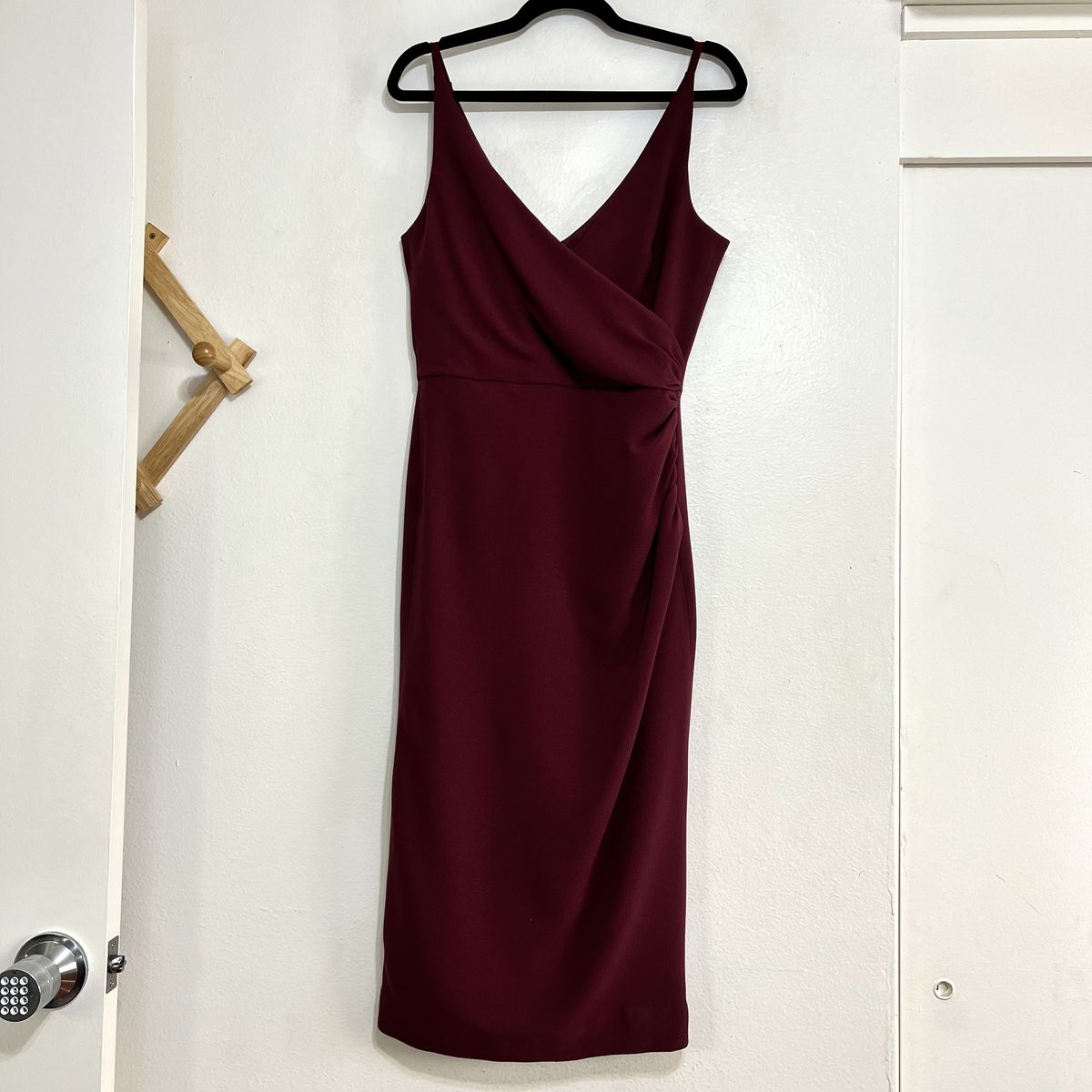 Dress the Population Size 8 Burgundy Multicolor Cocktail Dress on Queenly