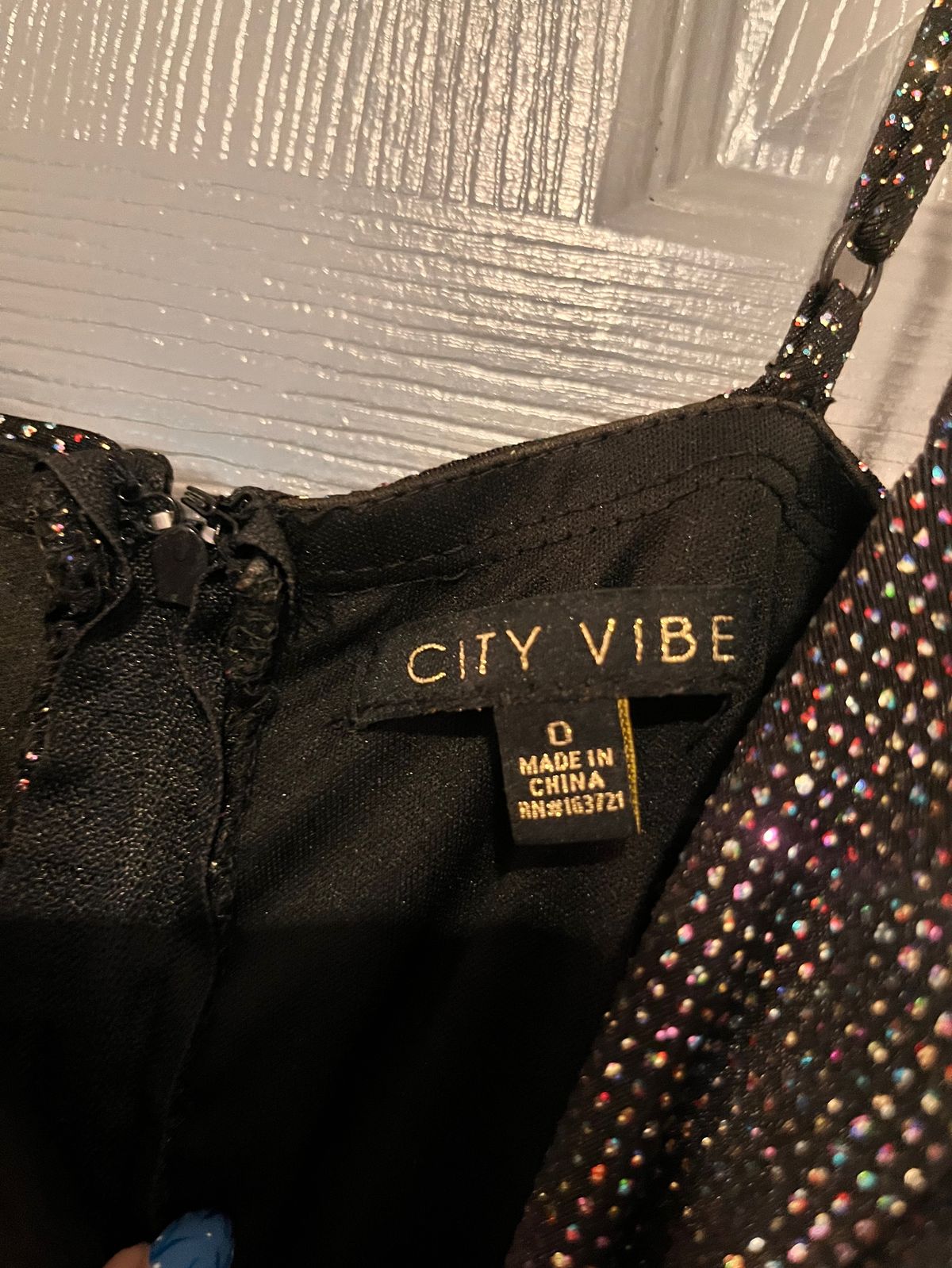City vibe Size 0 Prom Multicolor Cocktail Dress on Queenly