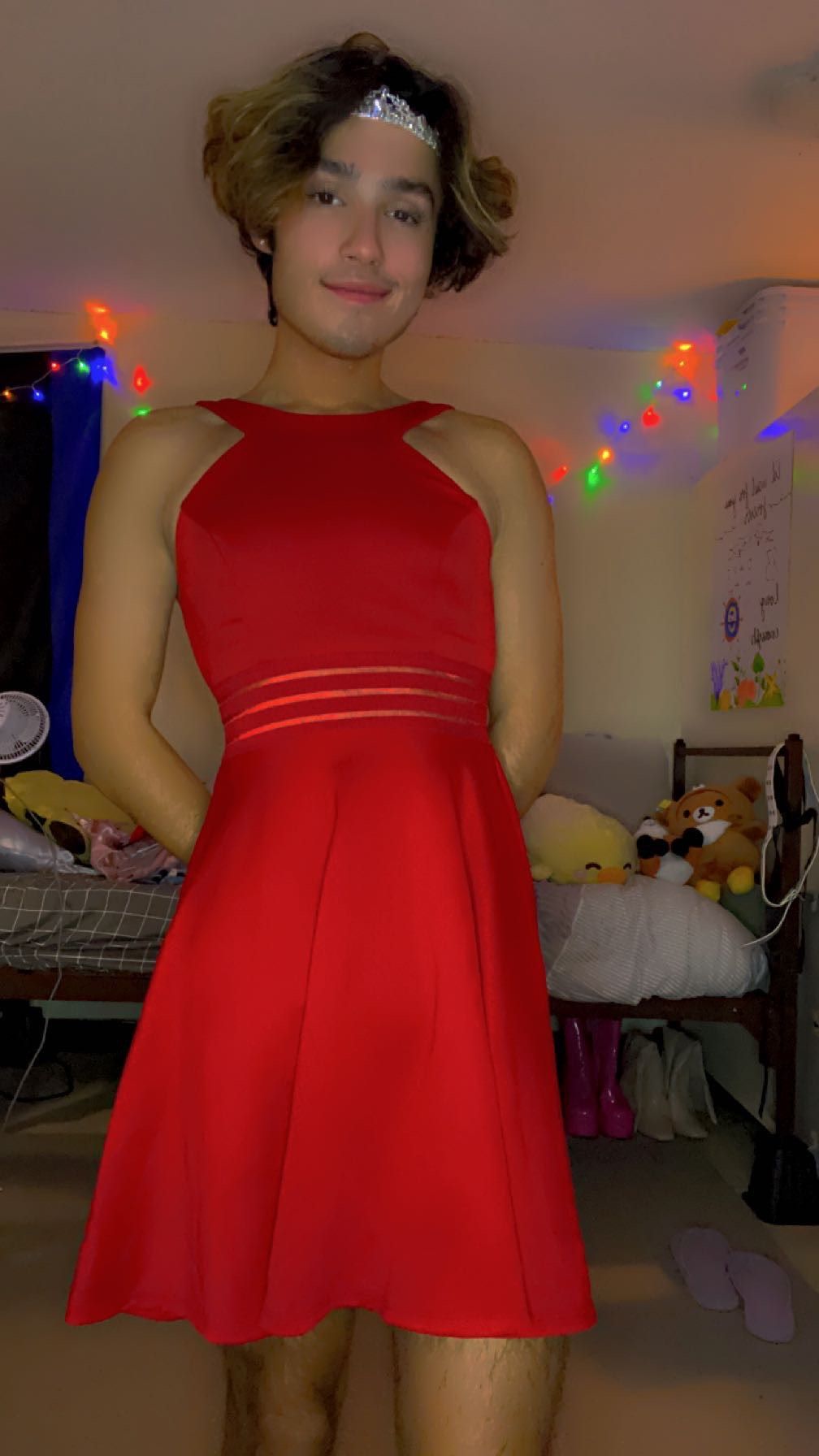 Size S Prom High Neck Red Cocktail Dress on Queenly
