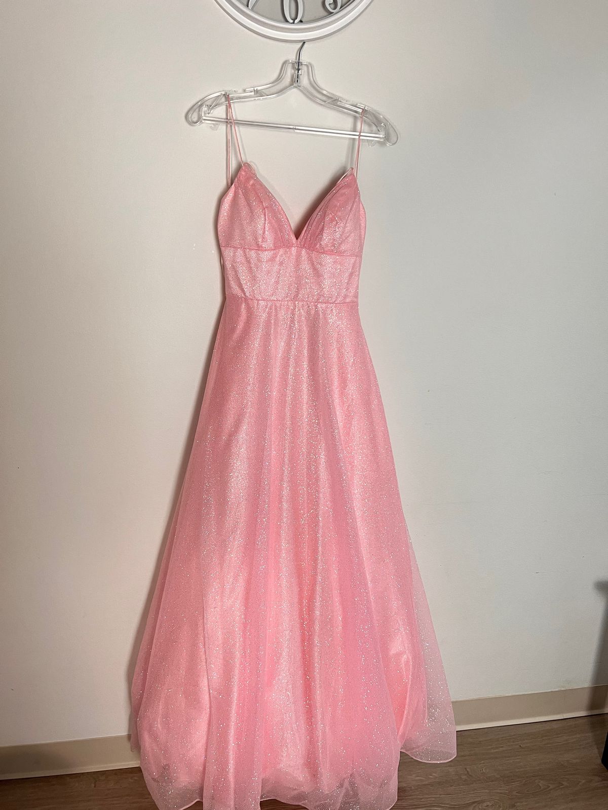 Style 8102297-1 Clarisse Size 6 Prom Halter Pink Ball Gown on Queenly