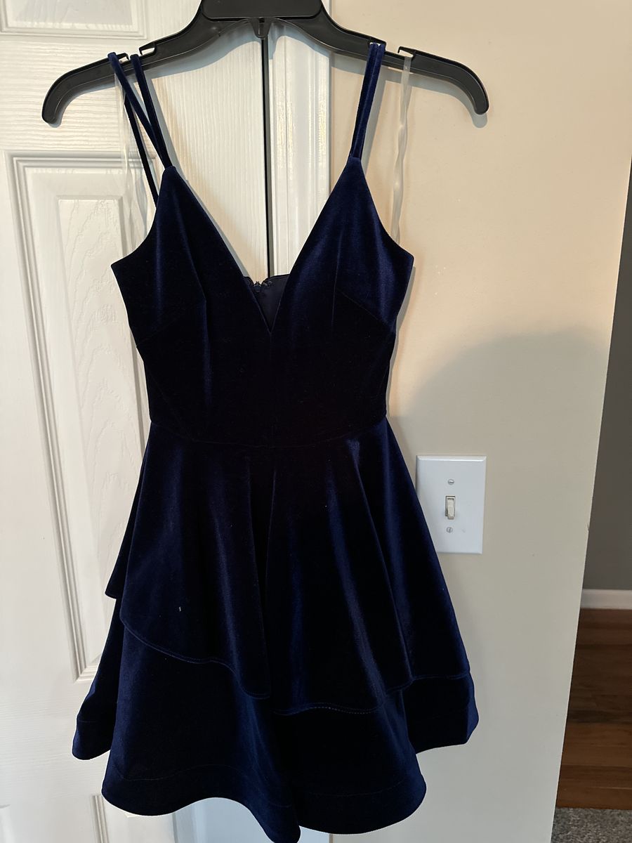 Dear Moon Size 0 Homecoming Plunge Blue Cocktail Dress on Queenly