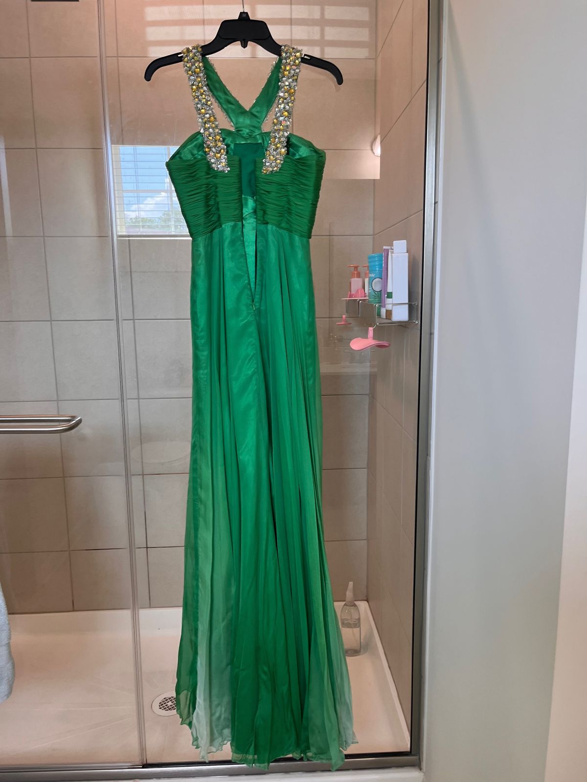 Sherri Hill Size 0 Prom High Neck Green A-line Dress on Queenly