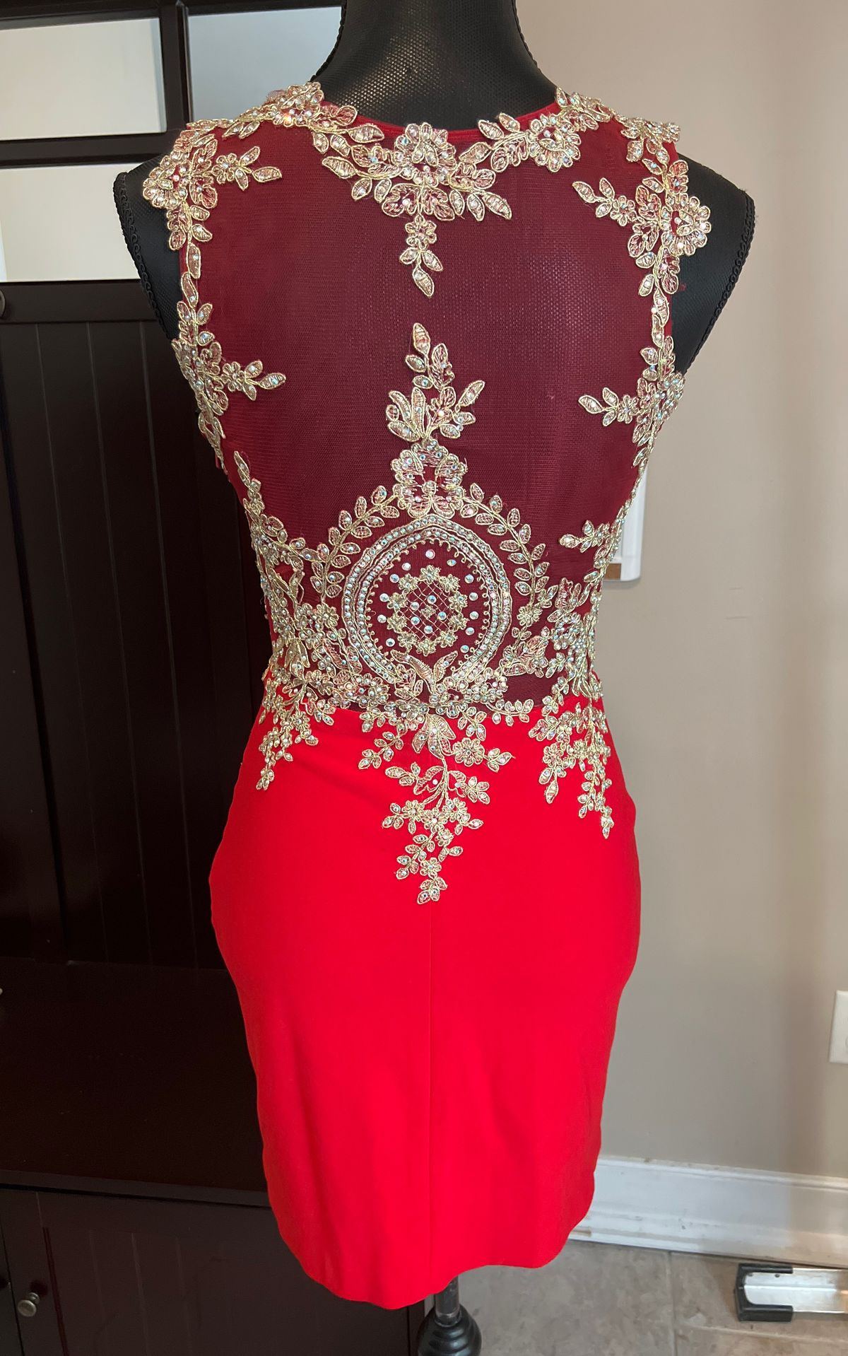 JVN by Jovani Size 2 Homecoming High Neck Red Cocktail Dress on Queenly