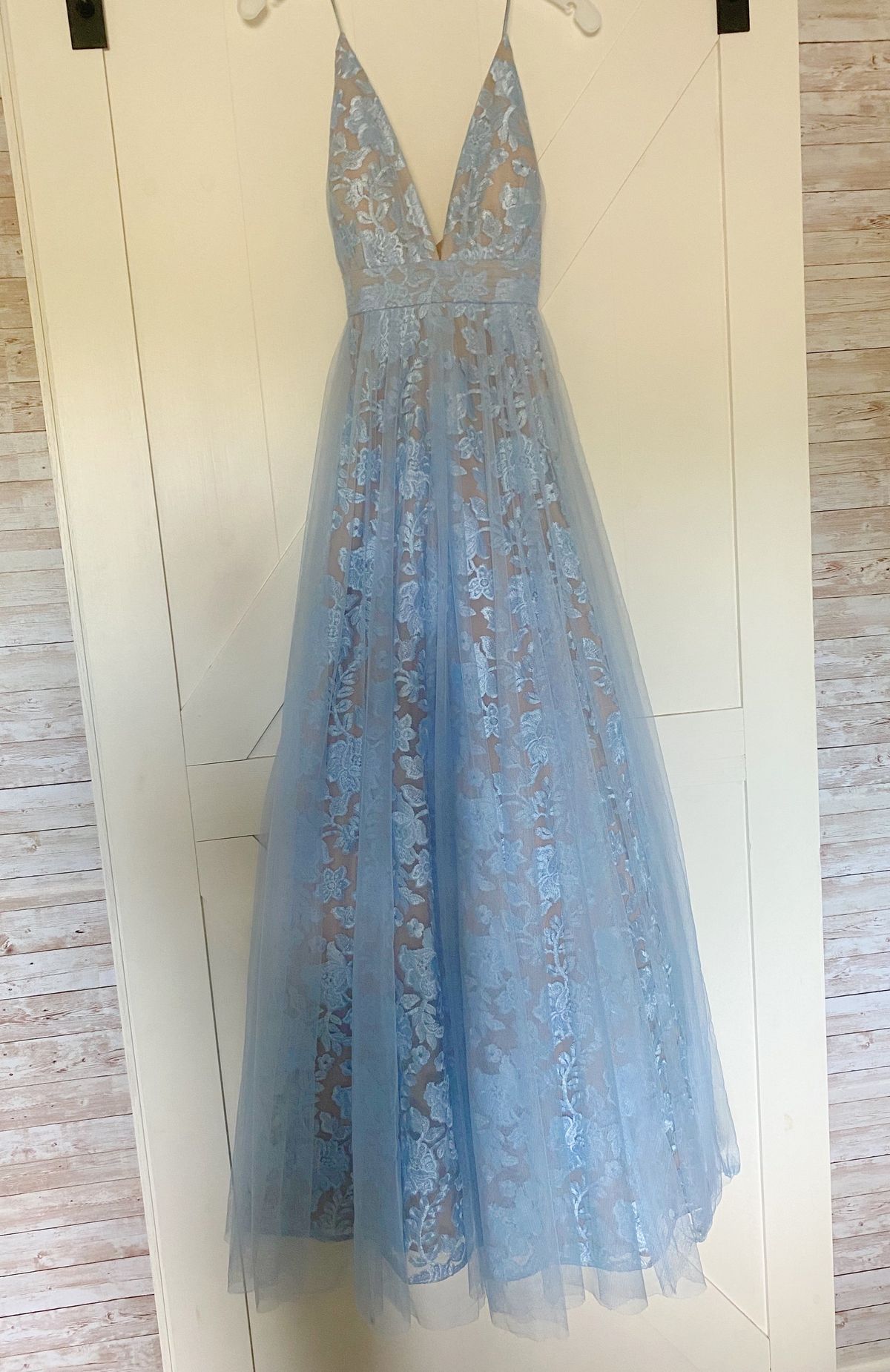 David's Bridal Size 6 Prom Plunge Blue Floor Length Maxi on Queenly