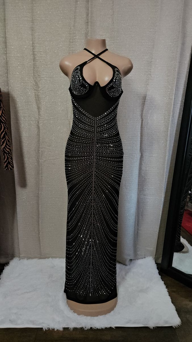 Size 12 Sequined Black Floor Length Maxi on Queenly