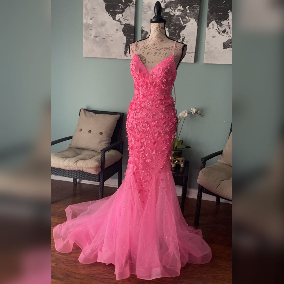 Andrea & Leo Couture Size 2 Prom Plunge Hot Pink Mermaid Dress on Queenly