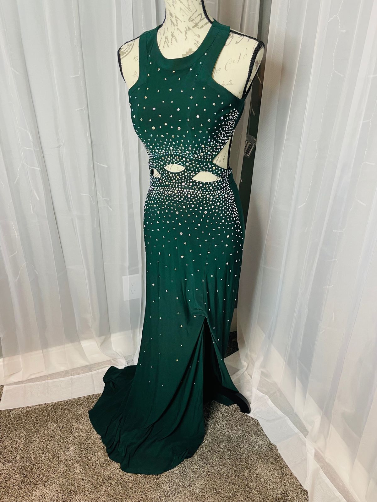 Morgan and Co Size 4 Prom Halter Green Side Slit Dress on Queenly