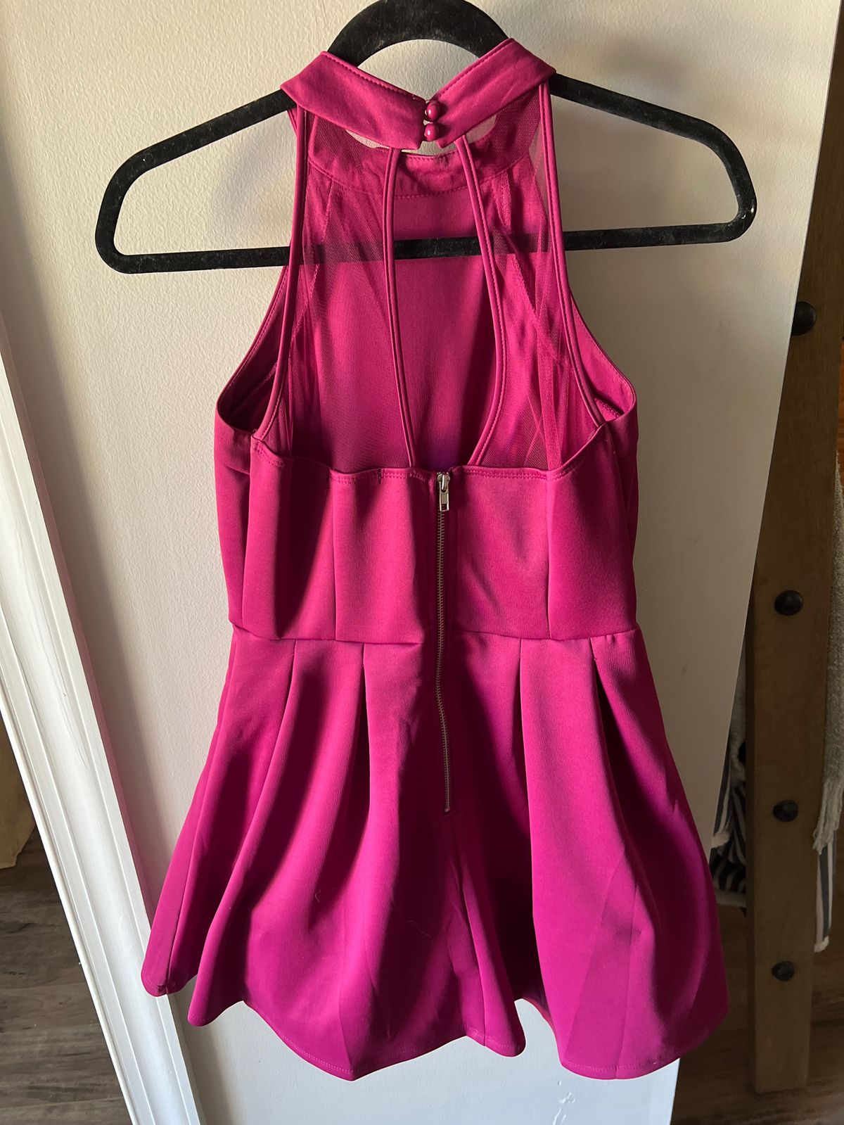 Size 2 Homecoming Halter Pink Cocktail Dress on Queenly