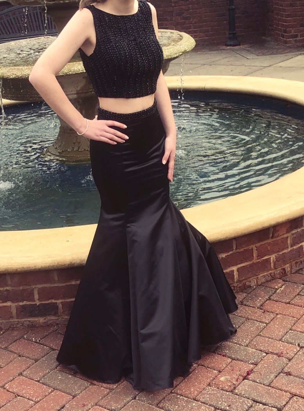 Sherri Hill Size 2 Prom Halter Black Mermaid Dress on Queenly