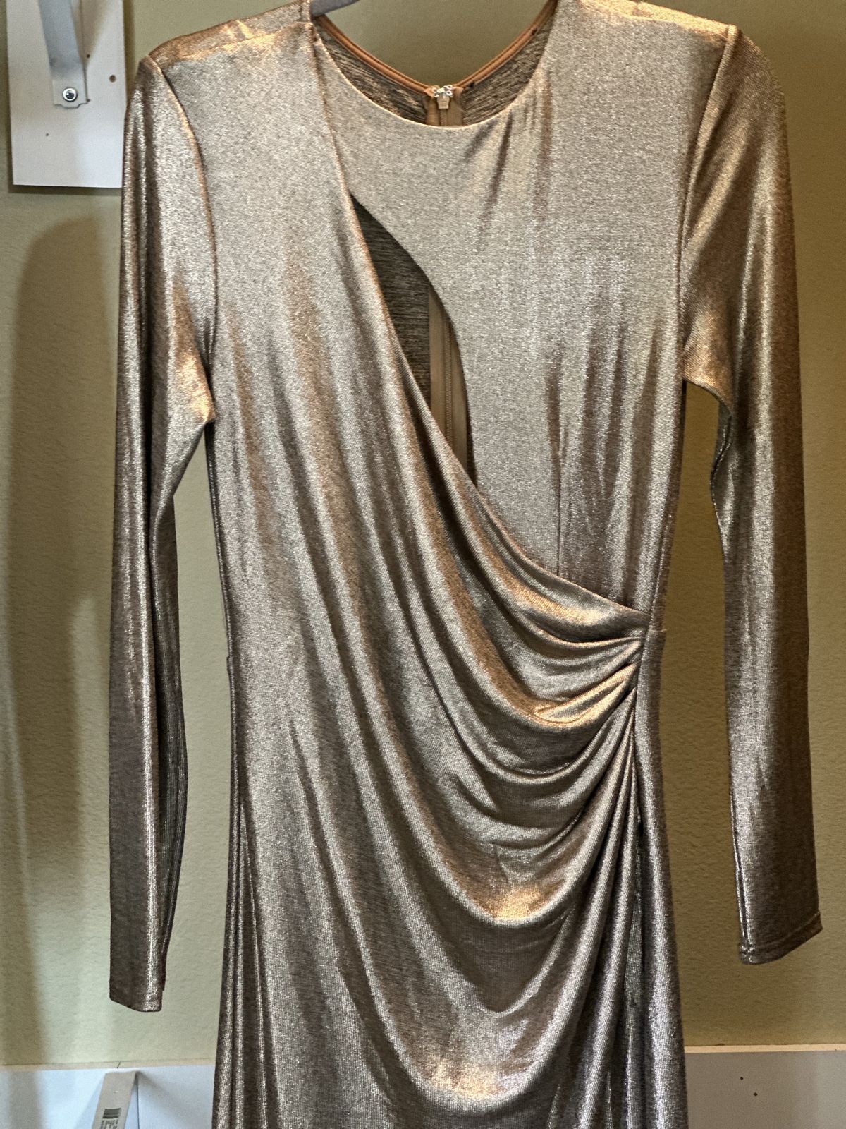 JLUXLABEL Size 8 Prom Long Sleeve Gold Side Slit Dress on Queenly