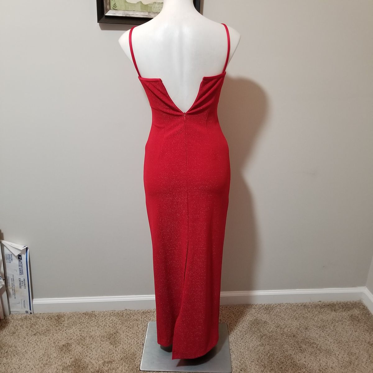 Style Vintage Alex Evenings Size 2 Red Floor Length Maxi on Queenly