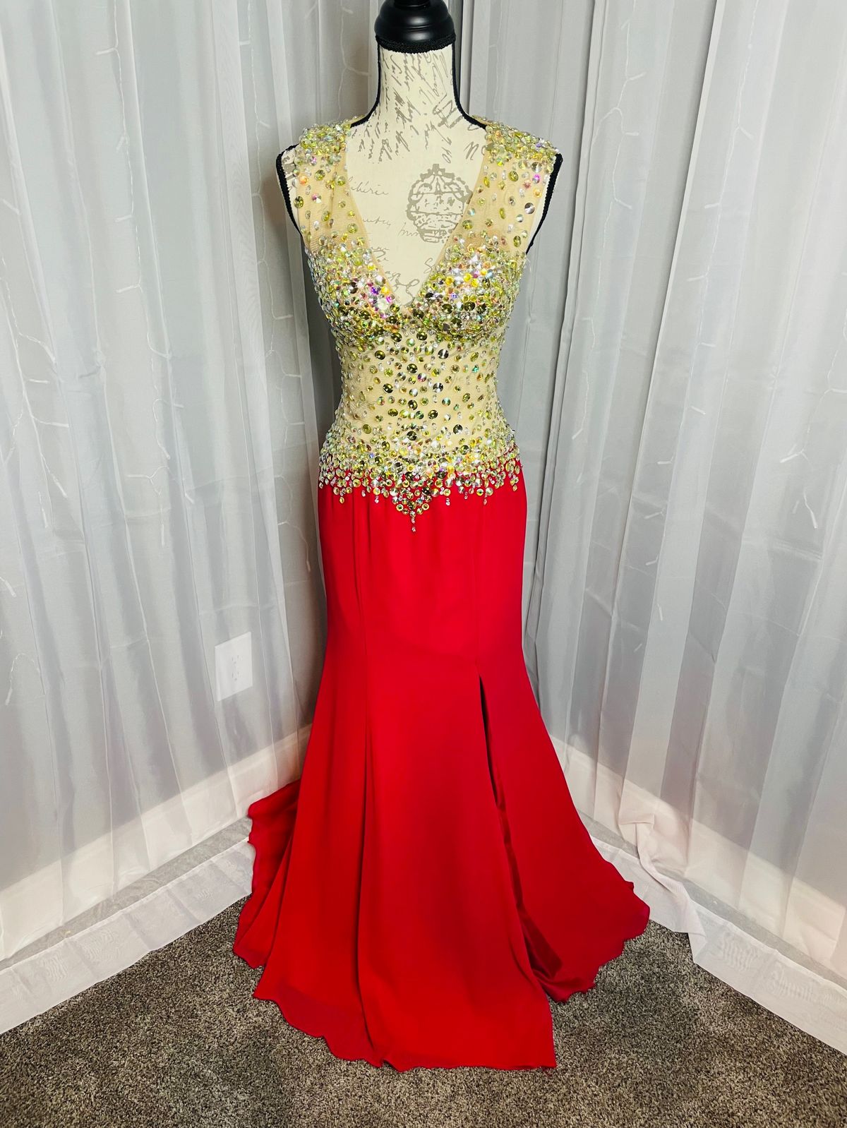 Splash Size 4 Prom Plunge Red Side Slit Dress on Queenly