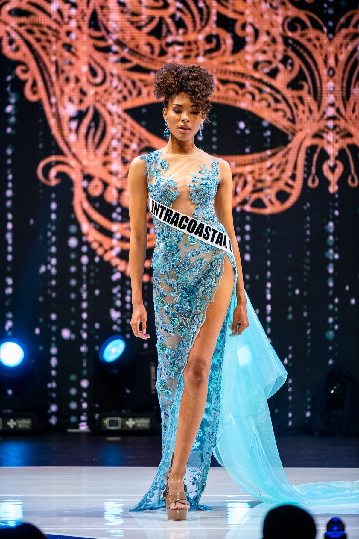Fernando Wong Size 0 Pageant Plunge Blue Side Slit Dress on Queenly