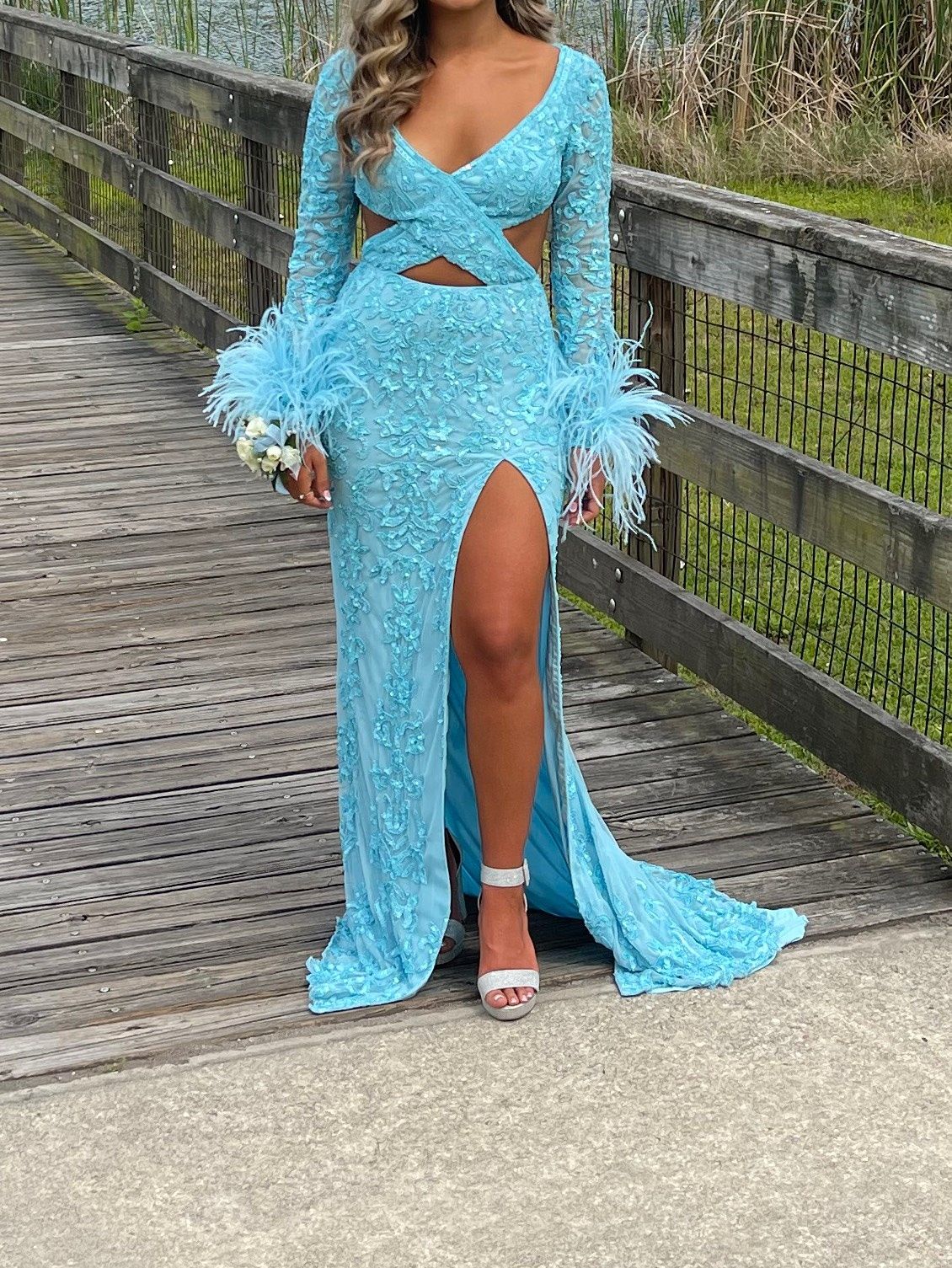 Style 11364 Ashley Lauren Size 4 Prom Long Sleeve Blue A-line Dress on Queenly