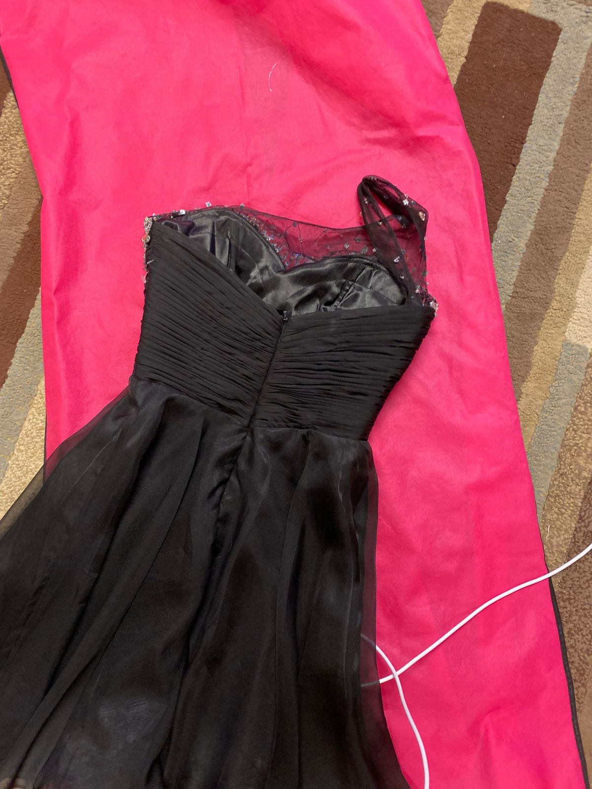 Mac Duggal Size 00 Strapless Black Cocktail Dress on Queenly