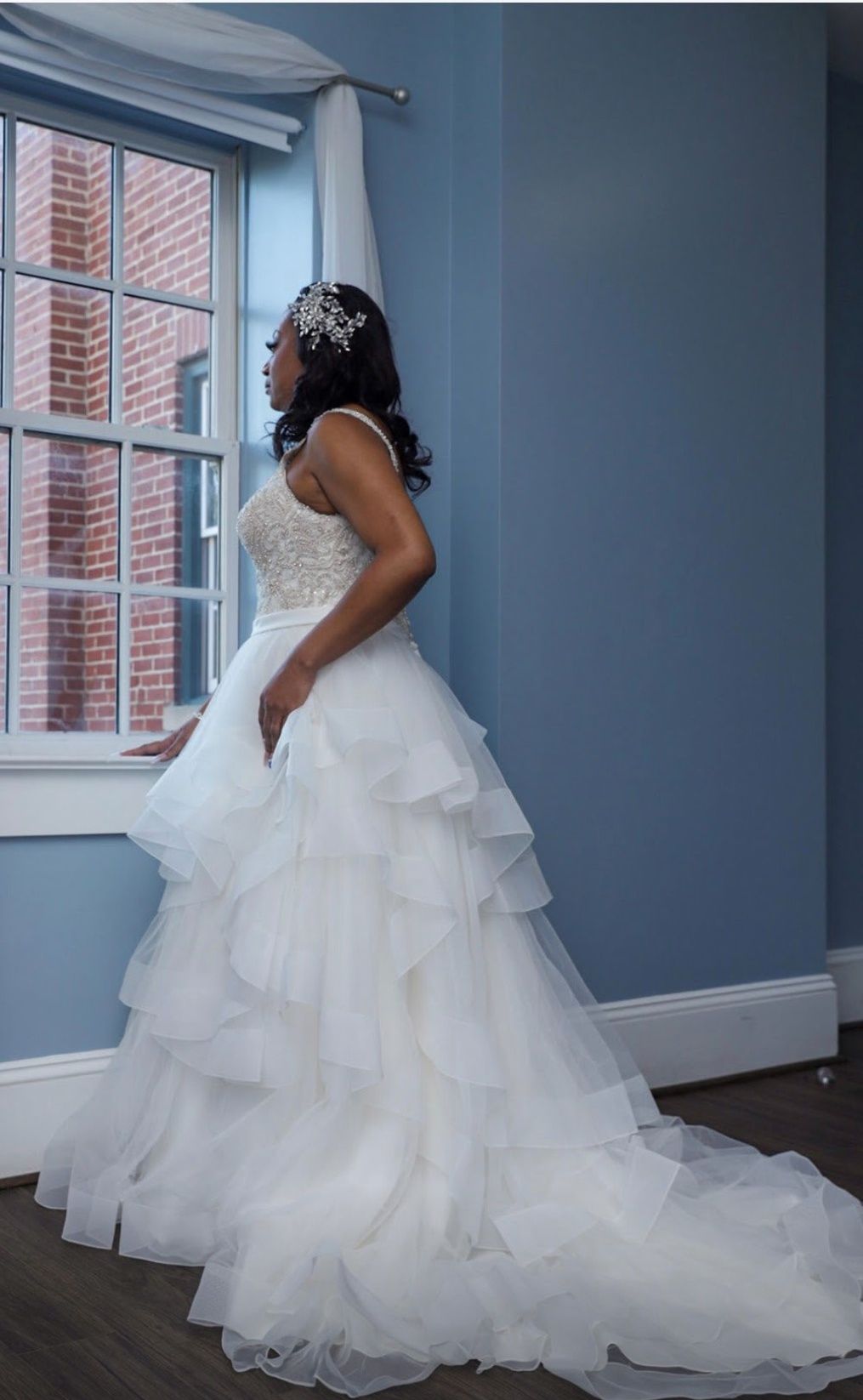 Allure Plus Size 16 Wedding Plunge White Ball Gown on Queenly