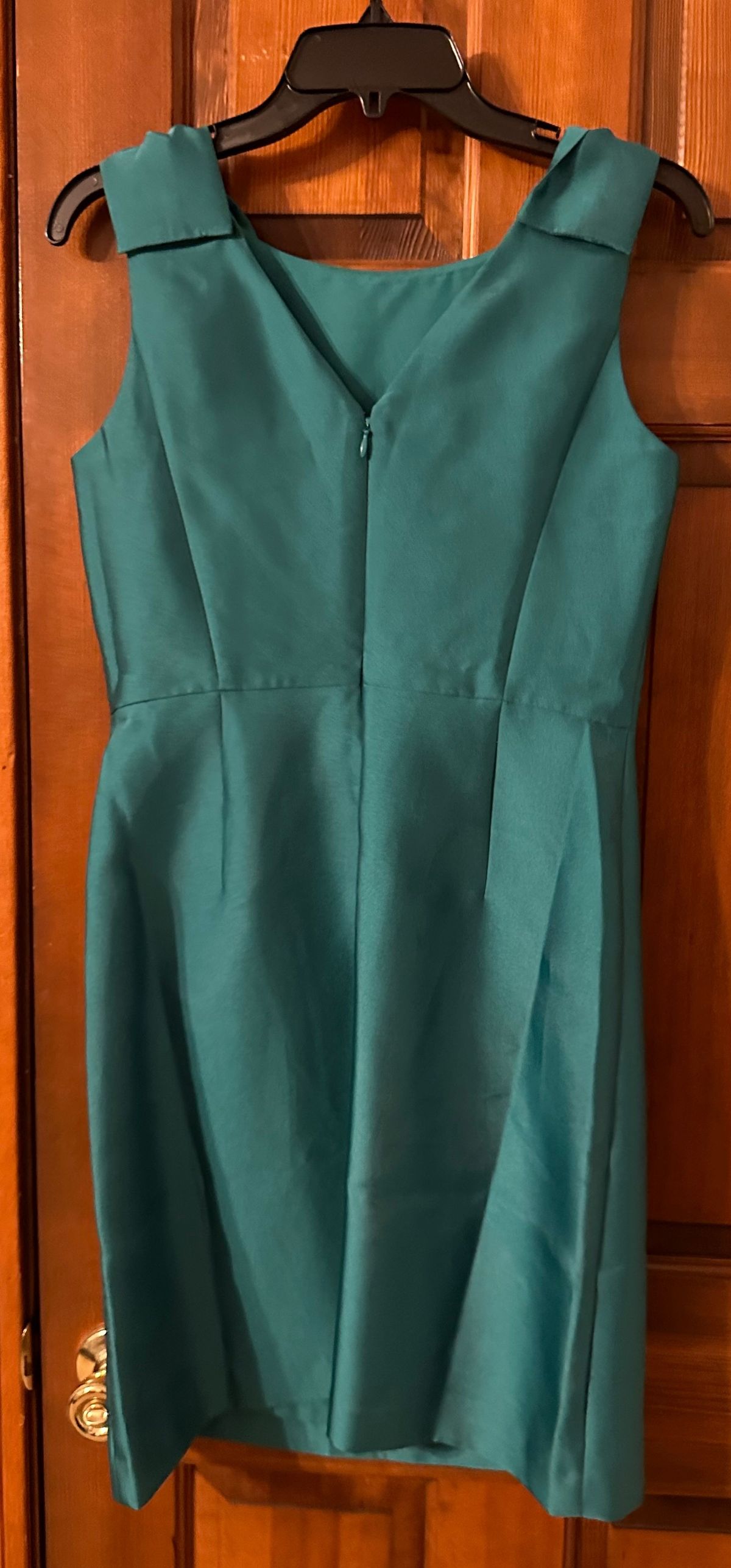 Size 2 Prom High Neck Green Cocktail Dress on Queenly