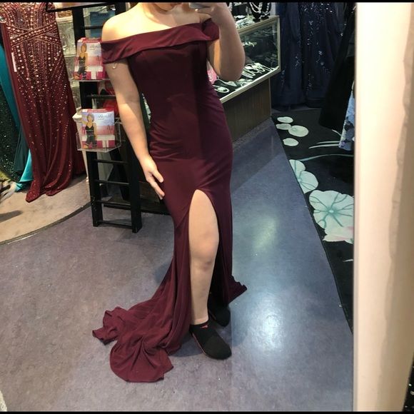 Style 10015 Faviana Size 10 Prom Off The Shoulder Sequined Burgundy Red Side Slit Dress on Queenly