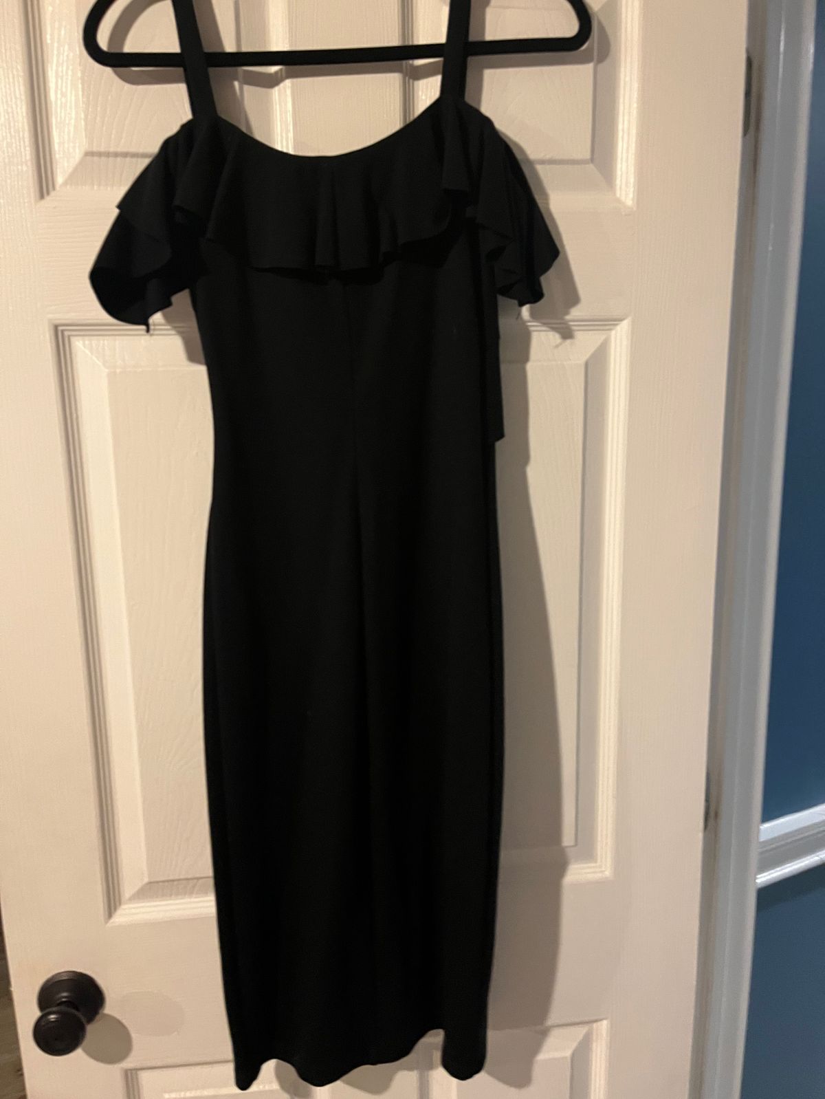 Bailey 44 Size S Prom Off The Shoulder Black Cocktail Dress on Queenly