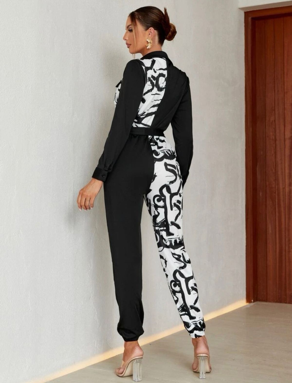 Size 6 Wedding Guest Long Sleeve Multicolor Formal Jumpsuit on Queenly