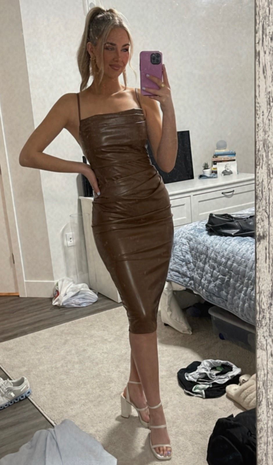 Size 4 Homecoming Brown Cocktail Dress on Queenly