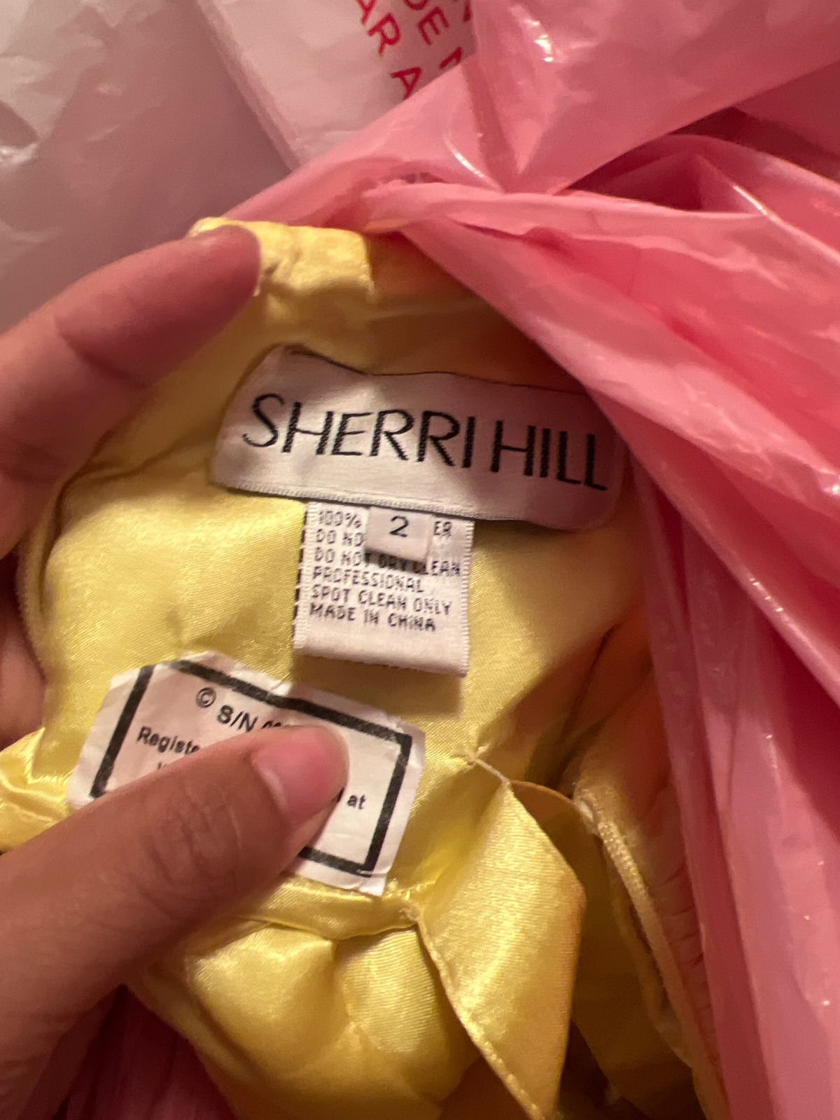 Sherri Hill Size 2 Prom One Shoulder Yellow Dress With Train on Queenly
