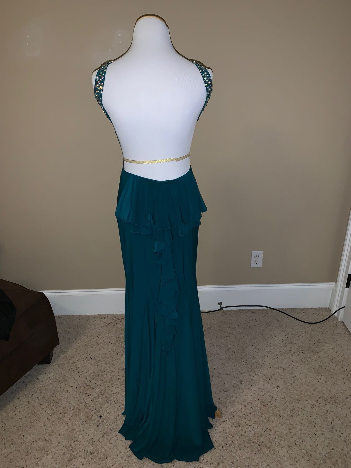 B dazzle Size 0 Prom High Neck Green A-line Dress on Queenly