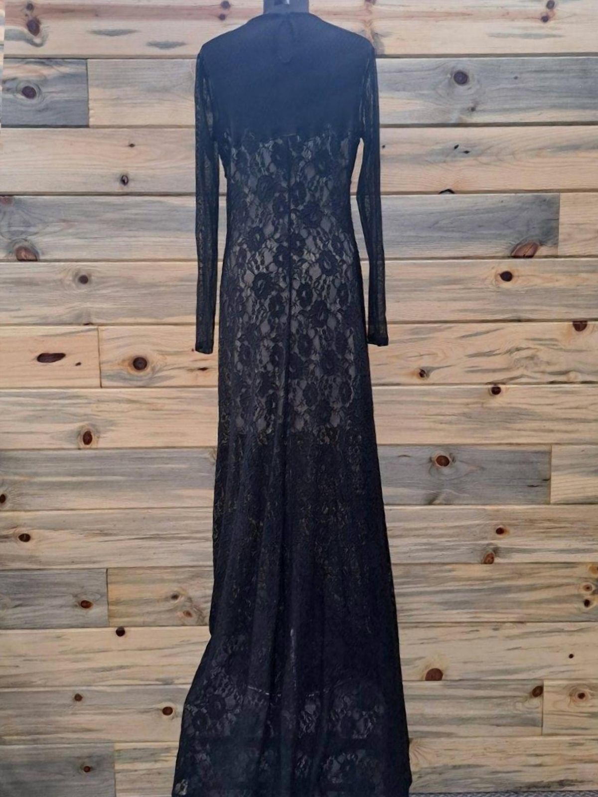 Style 1-1491130083-2168 Robert Rodriguez Black Label Size 8 Long Sleeve Black Floor Length Maxi on Queenly