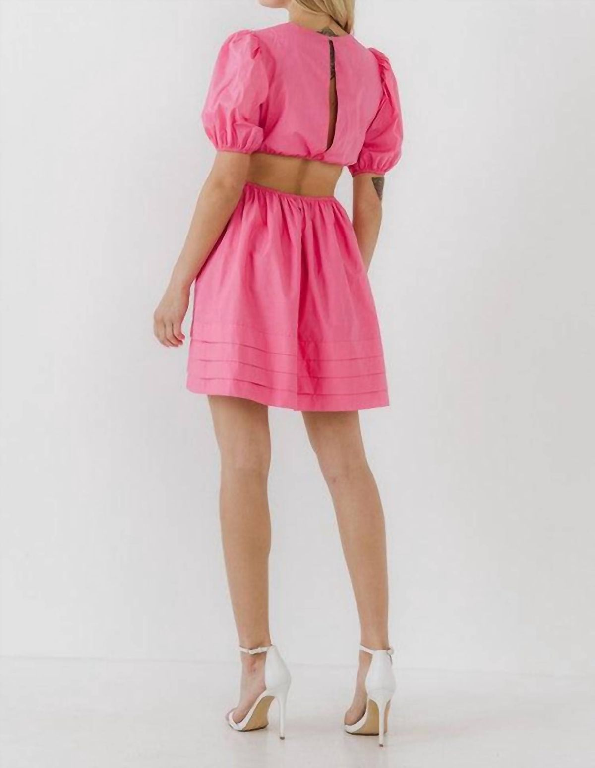 Style 1-3778122080-3011 English Factory Size M Pink Cocktail Dress on Queenly