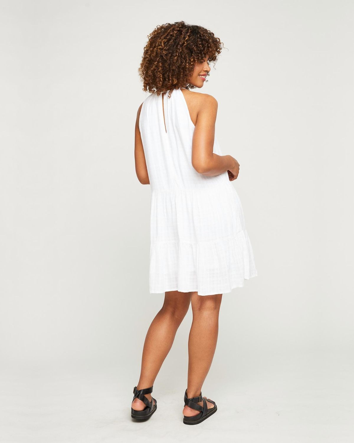 Style 1-3861173267-3011 Gentle Fawn Size M Halter White Cocktail Dress on Queenly