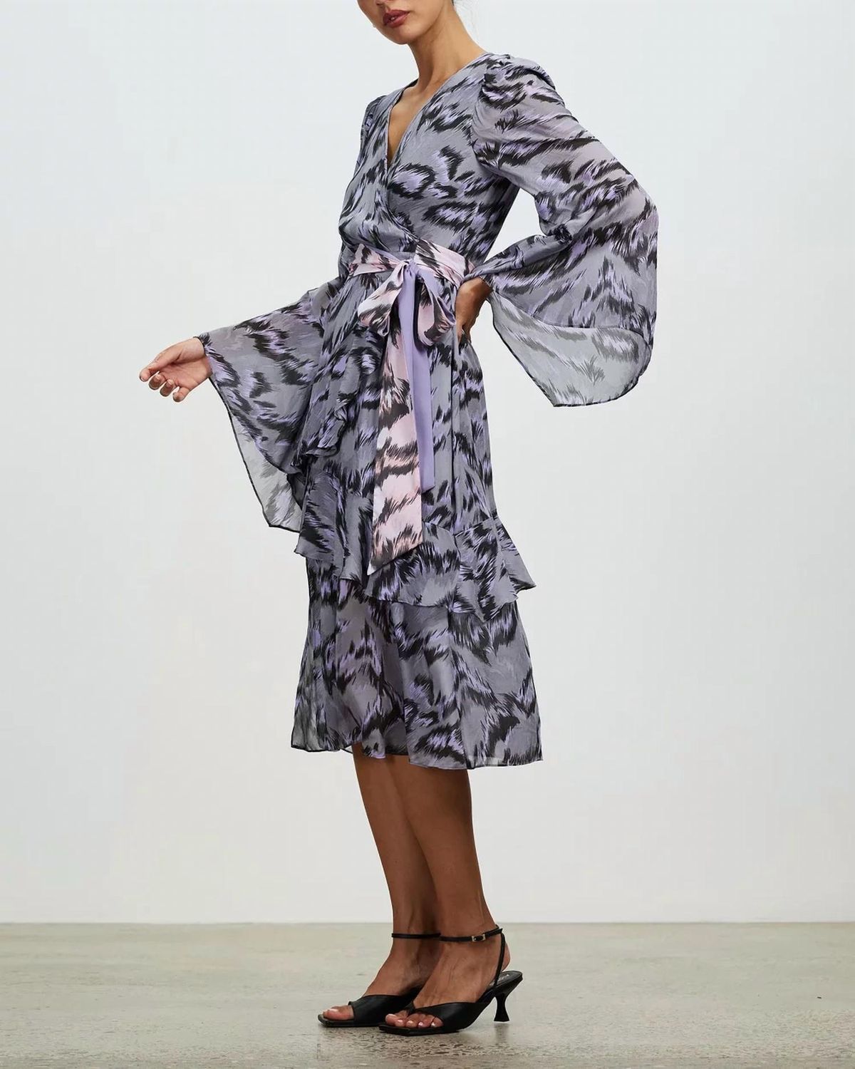 Style 1-3956454569-1498 Diane von Furstenberg Size 4 Purple Cocktail Dress on Queenly