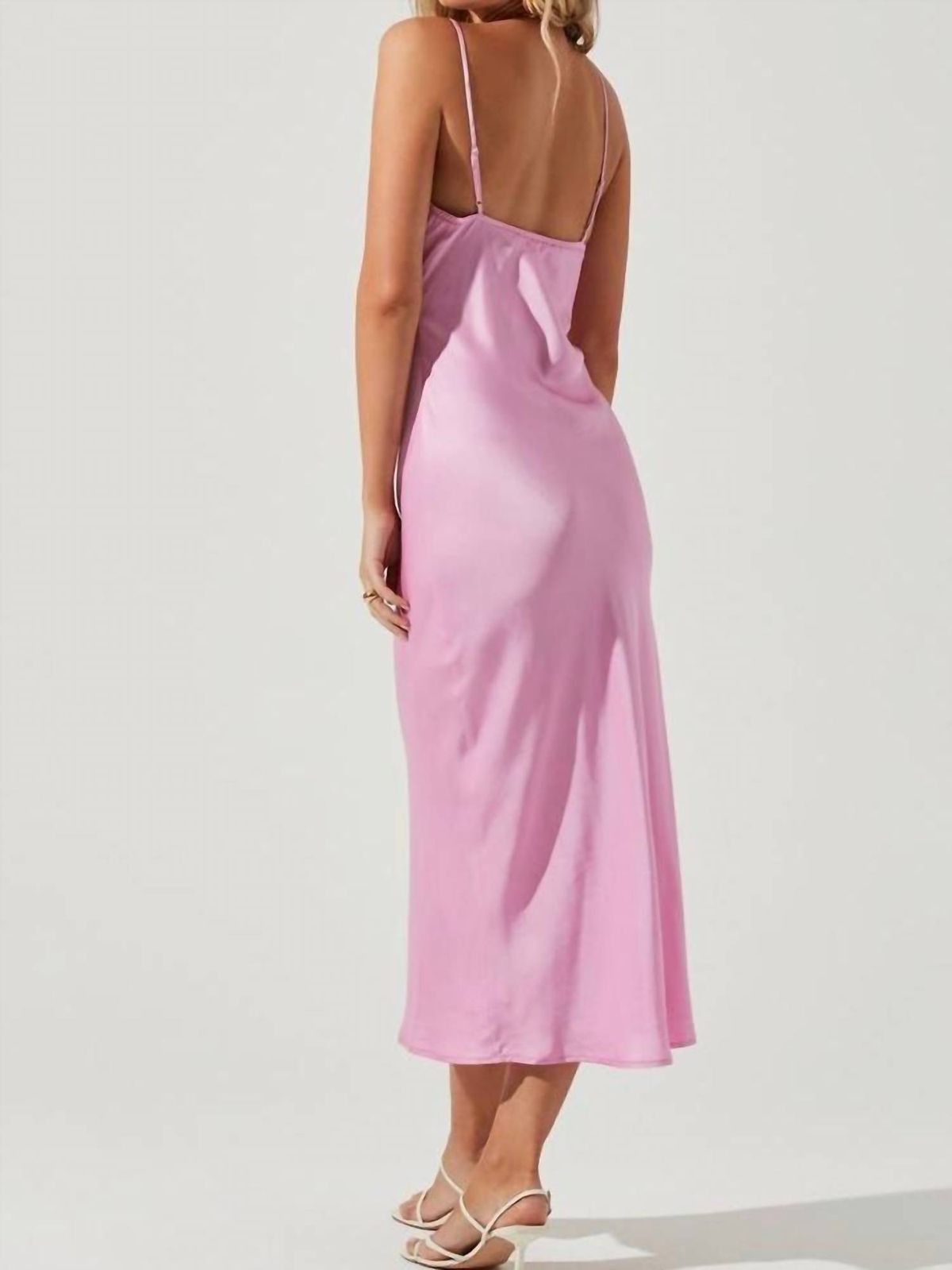 Style 1-833917530-2793 ASTR Size L Pink Cocktail Dress on Queenly