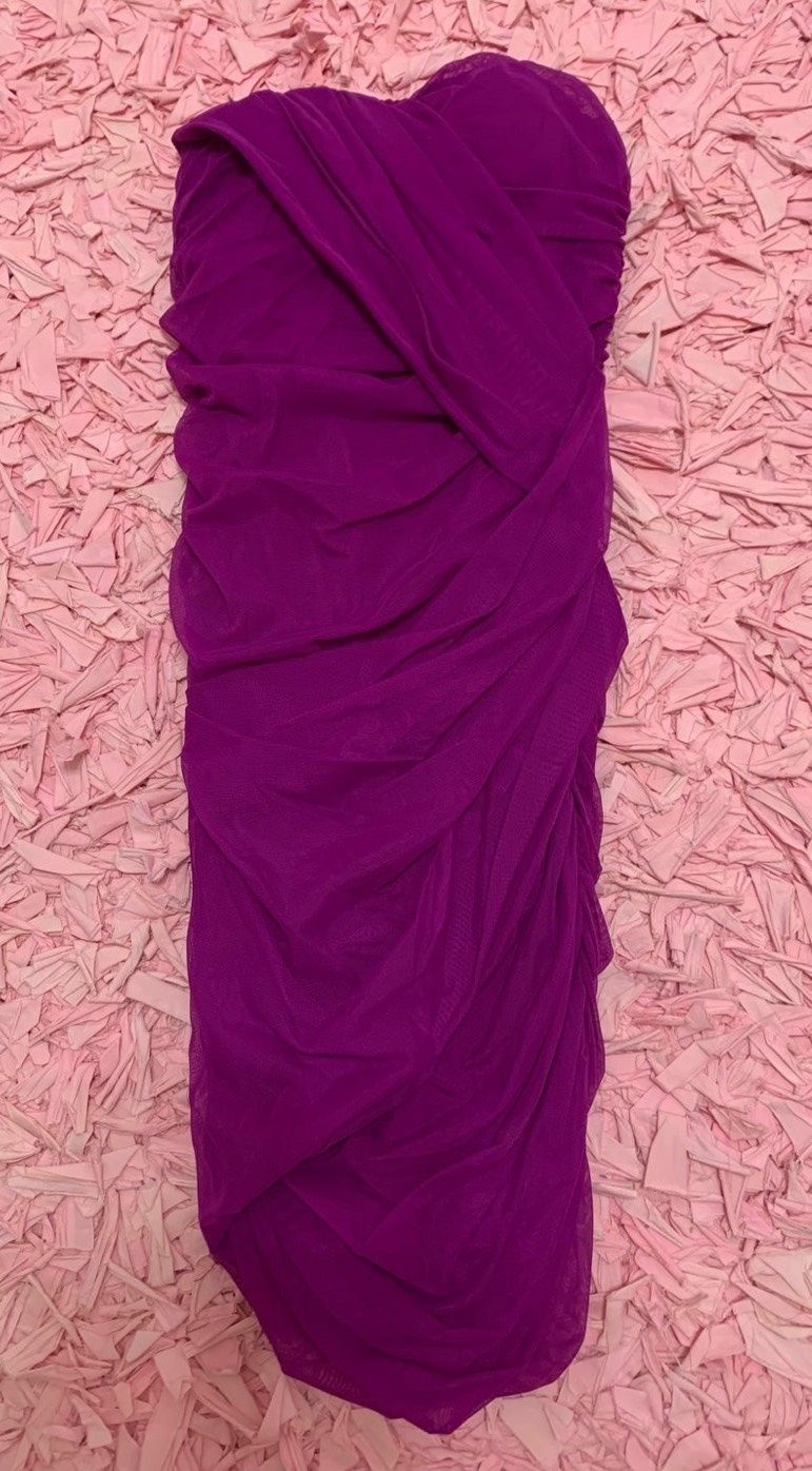 Windsor Size 4 Prom Strapless Pink Cocktail Dress on Queenly