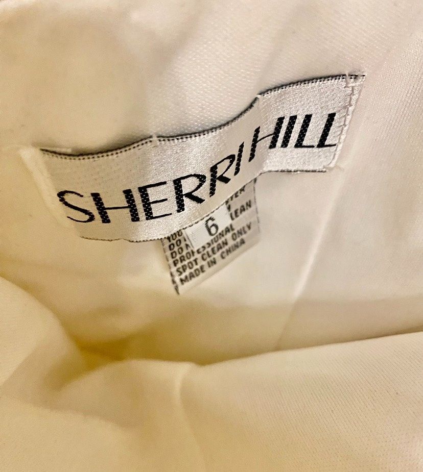 Sherri Hill Size 6 Pageant White Side Slit Dress on Queenly