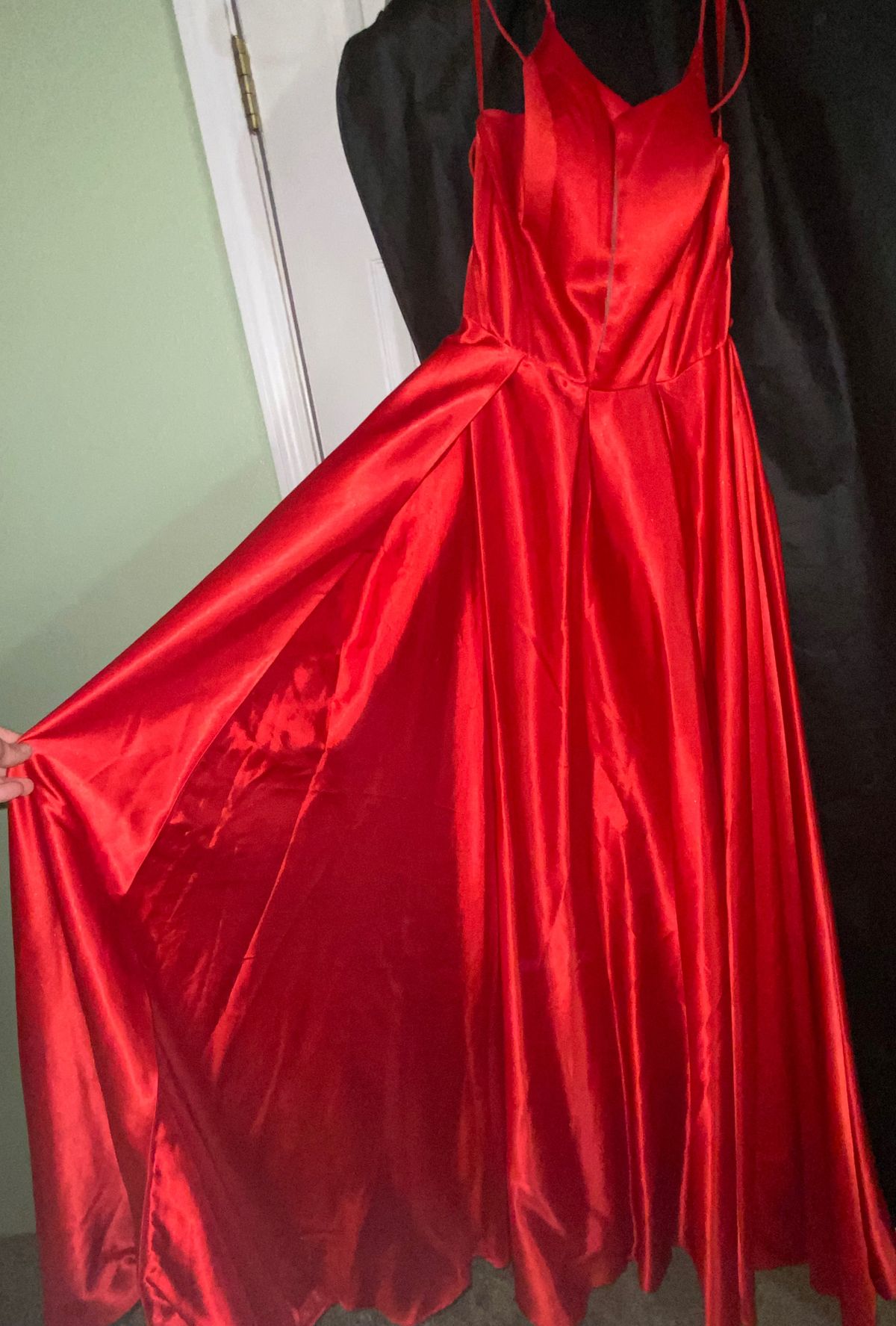 Style 129163 Clarisse Size 10 Prom Plunge Red Ball Gown on Queenly
