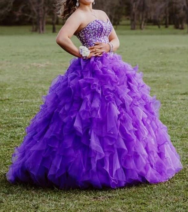 Size 6 Prom Strapless Purple Ball Gown on Queenly