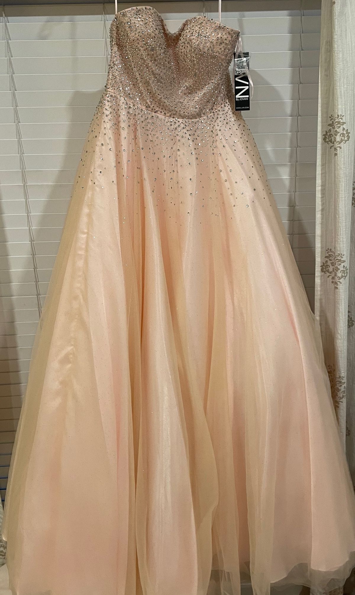 Jovani Size 4 Prom Strapless Pink Ball Gown on Queenly