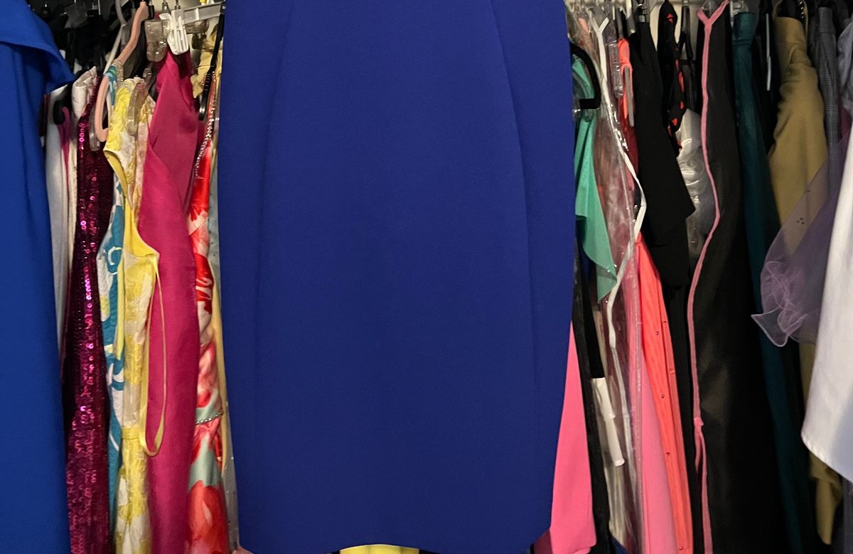 Calvin Klein Size 2 Pageant Interview Cap Sleeve Royal Blue Cocktail Dress on Queenly