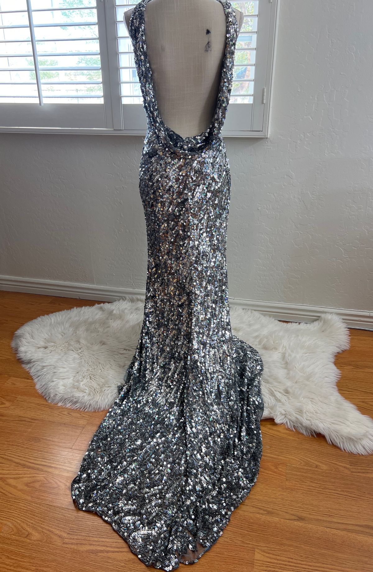 Mac Duggal Size 0 Prom High Neck Silver Side Slit Dress on Queenly